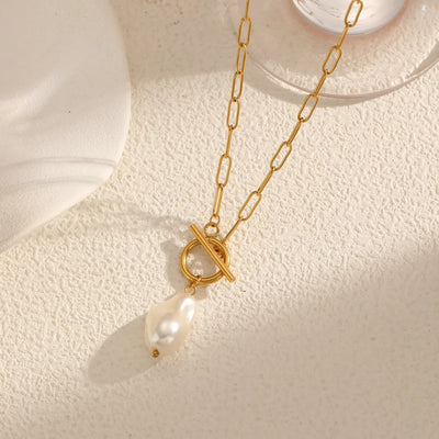 Artemia | Necklace with Pearl Pendant