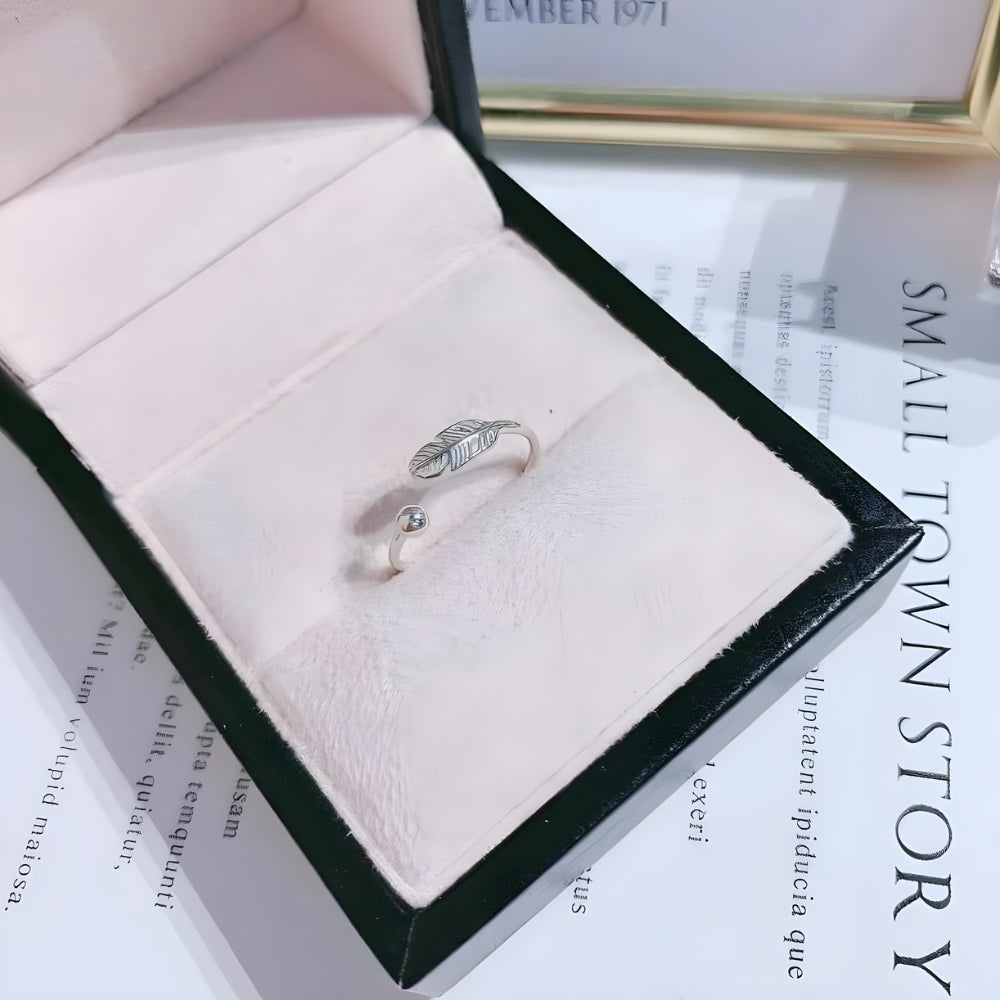 Dainty Oak Leaf Stacking Ring