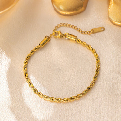Twisted Chic Gold Bracelet