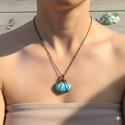 Antique Mermaid – Golden necklace with handmade pendant