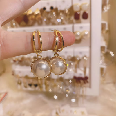 Elegant Gold Pearl Earrings