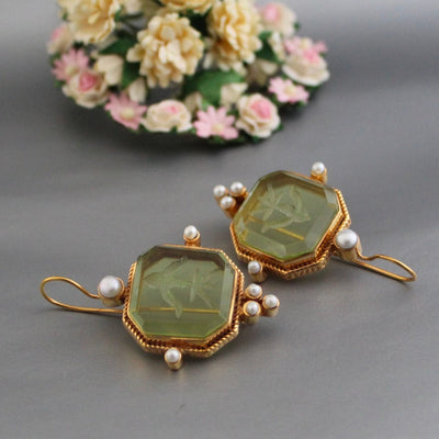 Charm - Green Pearl Earrings