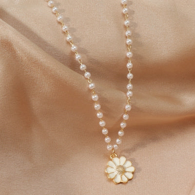 Pearl Daisy Pendant