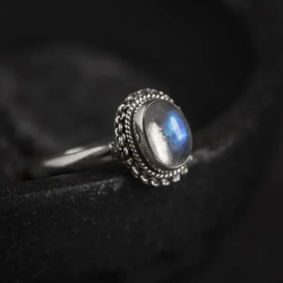 Luisa Moon Stone-Ring