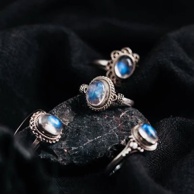 Luisa Moon Stone-Ring
