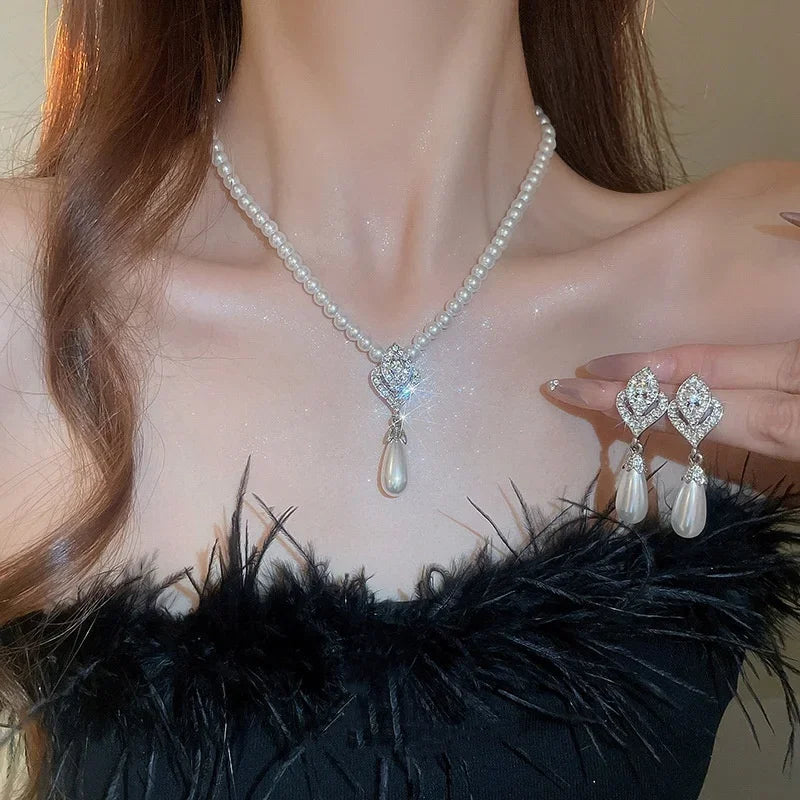 Exquisite Flower Imitation Wedding Set