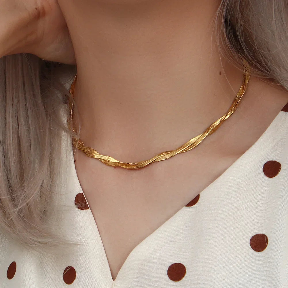 Timeless Gold-Plated Necklace and Bracelet Set