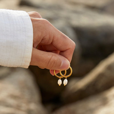 Bella Sweetwater Pearl Earrings