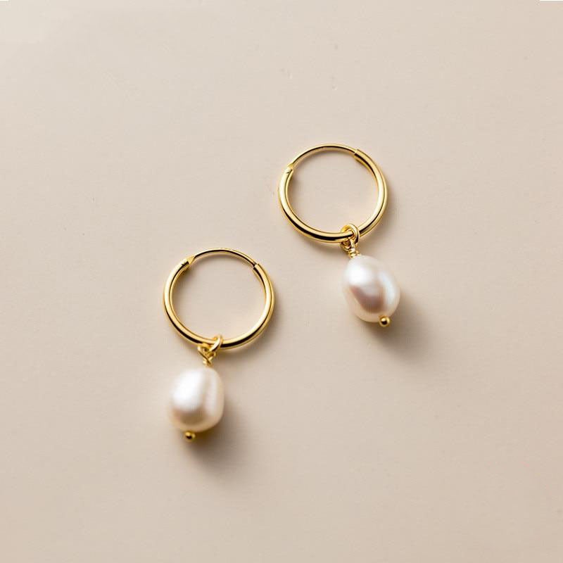 Bella Sweetwater Pearl Earrings