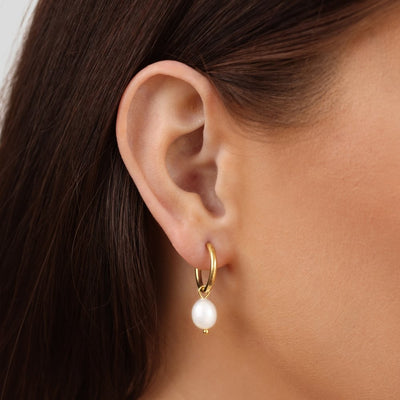 Bella Sweetwater Pearl Earrings