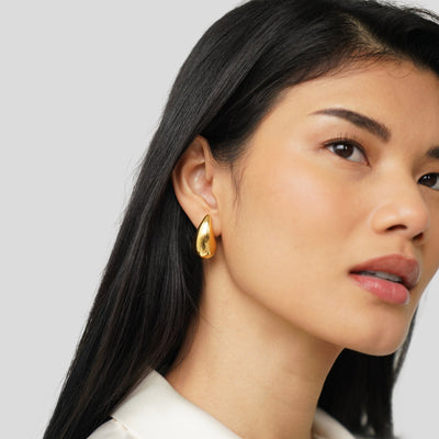 Ame Gold Drop-Shaped Earrings