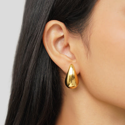 Ame Gold Drop-Shaped Earrings