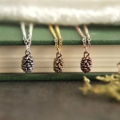 Single Pine Cone Plated Necklace