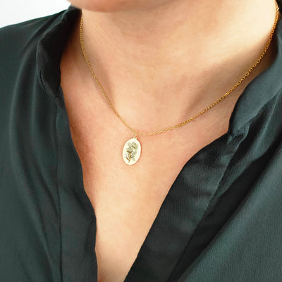 Red Spider Lily Necklace