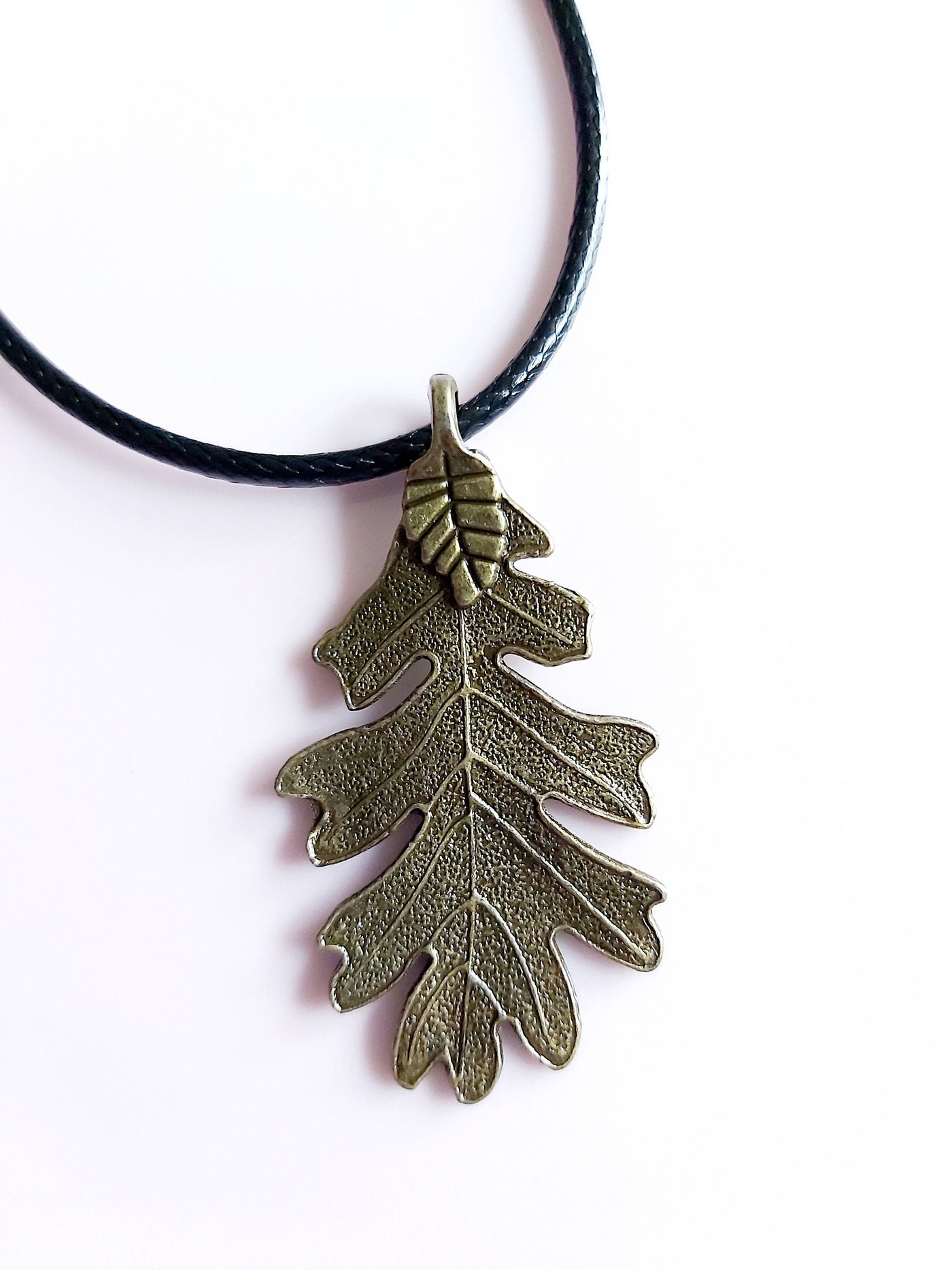 Bronze Oak Leaf Pendant Necklace