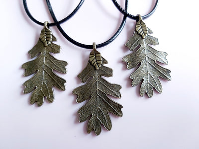 Bronze Oak Leaf Pendant Necklace