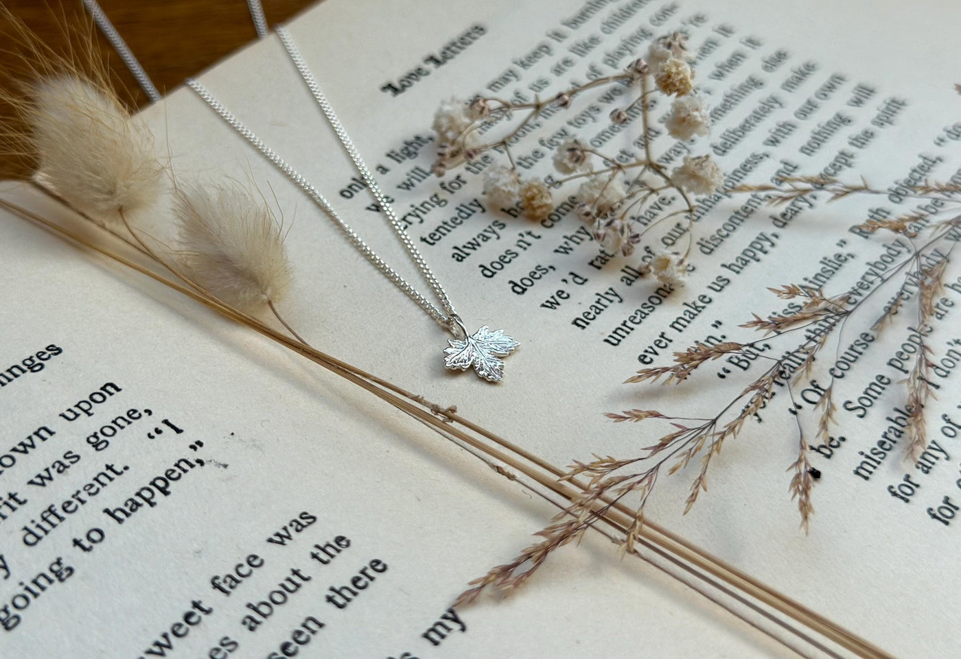 Silver Maple Leaf Dainty Necklace
