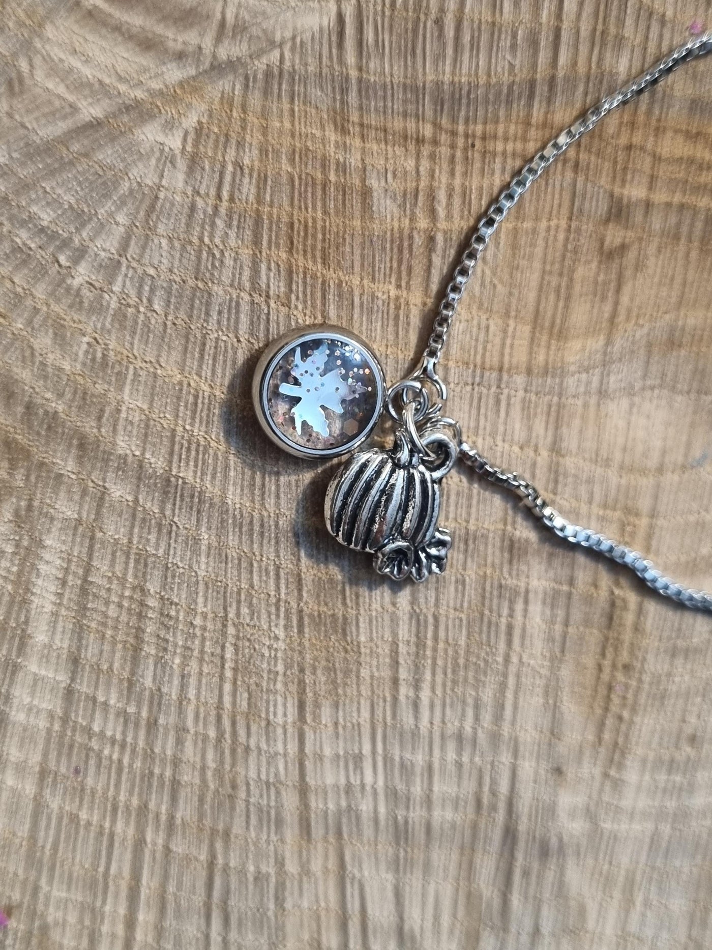 Sparkly Pumpkin Leaf Bracelet