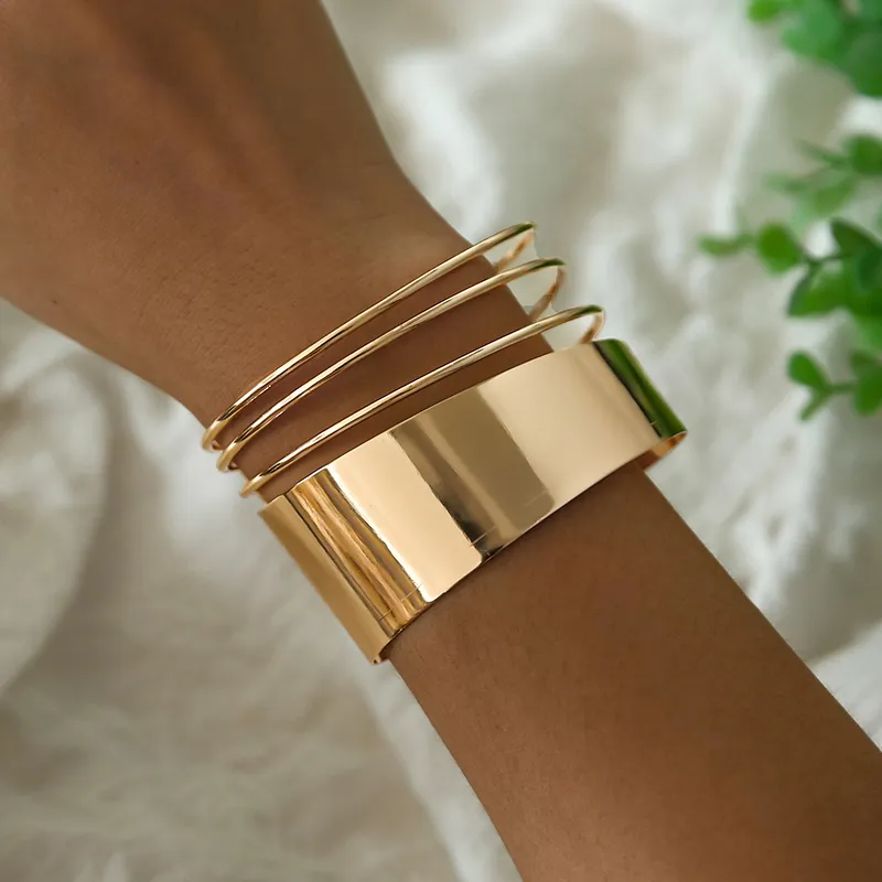 Timeless Elegance Vintage Gold Bracelet