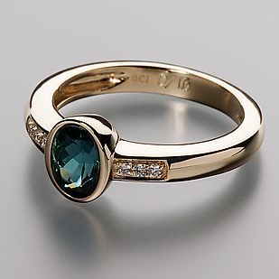 Exclusive Blue Crystal Inlay Gold Ring