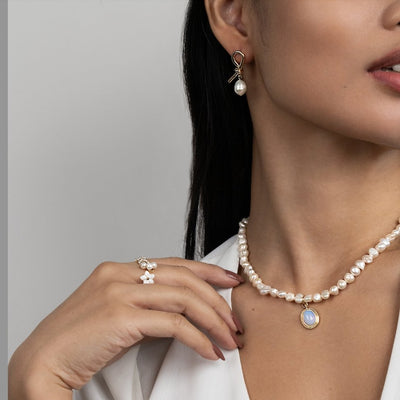 Knot Gold & Freshwater Pearls Earrings