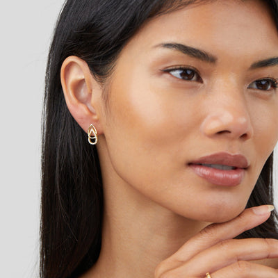 Lin Droplet-Shaped Link Earrings