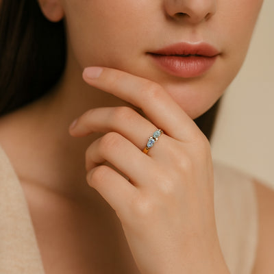 Chic Gold Vintage Blue Ring